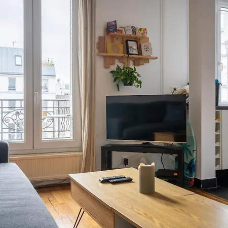 Cosy & Charming 1bd For 4 - Les Buttes Chaumont Apartman Párizs
